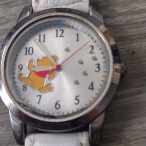 Disney   Winnie Pooh watch